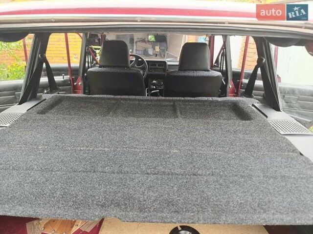 Красный ВАЗ 2104, объемом двигателя 0 л и пробегом 27 тыс. км за 2300 $, фото 7 на Automoto.ua