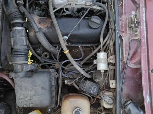 Красный ВАЗ 2104, объемом двигателя 1.5 л и пробегом 120 тыс. км за 850 $, фото 2 на Automoto.ua