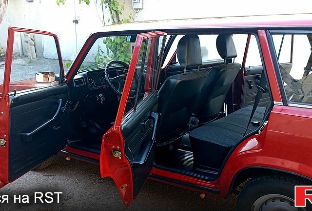 Красный ВАЗ 2104, объемом двигателя 1.5 л и пробегом 46 тыс. км за 3600 $, фото 2 на Automoto.ua