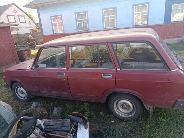 Червоний ВАЗ 2104, об'ємом двигуна 0 л та пробігом 200 тис. км за 599 $, фото 4 на Automoto.ua