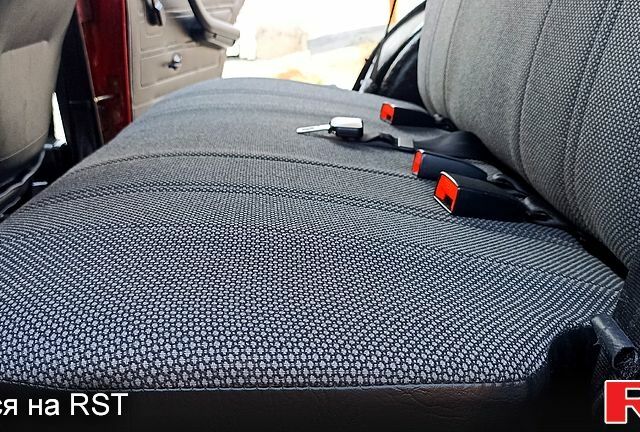 Красный ВАЗ 2104, объемом двигателя 1.5 л и пробегом 46 тыс. км за 3600 $, фото 5 на Automoto.ua