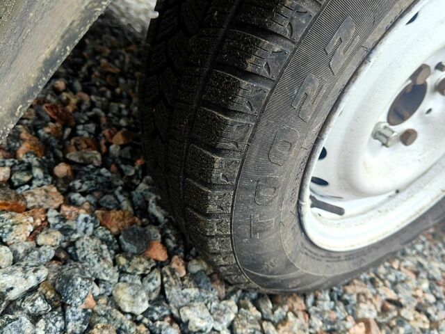 Красный ВАЗ 2104, объемом двигателя 1.5 л и пробегом 300 тыс. км за 800 $, фото 3 на Automoto.ua