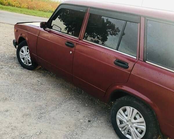Красный ВАЗ 2104, объемом двигателя 1.5 л и пробегом 85 тыс. км за 1049 $, фото 3 на Automoto.ua