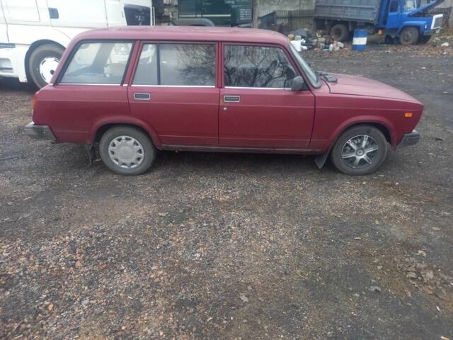 Красный ВАЗ 2104, объемом двигателя 0 л и пробегом 137 тыс. км за 1000 $, фото 1 на Automoto.ua