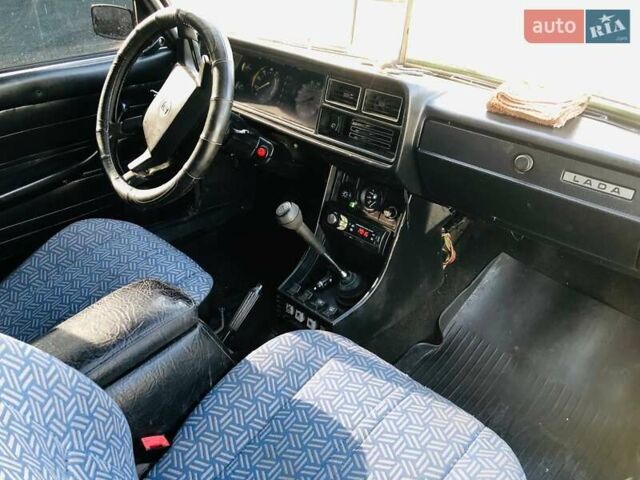 Красный ВАЗ 2104, объемом двигателя 1.5 л и пробегом 85 тыс. км за 1049 $, фото 6 на Automoto.ua