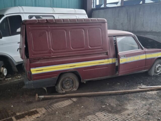 Красный ВАЗ 2104, объемом двигателя 2 л и пробегом 124 тыс. км за 285 $, фото 1 на Automoto.ua
