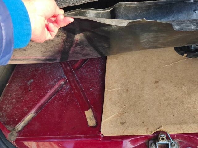 Червоний ВАЗ 2104, об'ємом двигуна 1.5 л та пробігом 56 тис. км за 2500 $, фото 5 на Automoto.ua