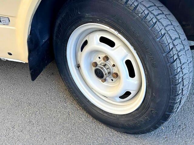 ВАЗ 2104 1990 у Новомосковске на Automoto.ua ВАЗ 2104, об'ємом двигуна 1.7 л та пробігом 215 тис. км за 1200 $, фото 4 на Automoto.ua