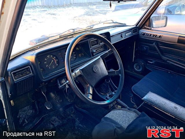 ВАЗ 2104, объемом двигателя 1.5 л и пробегом 200 тыс. км за 900 $, фото 6 на Automoto.ua