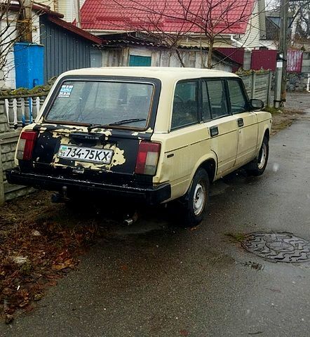 ВАЗ 2104, объемом двигателя 1.5 л и пробегом 0 тыс. км за 600 $, фото 2 на Automoto.ua