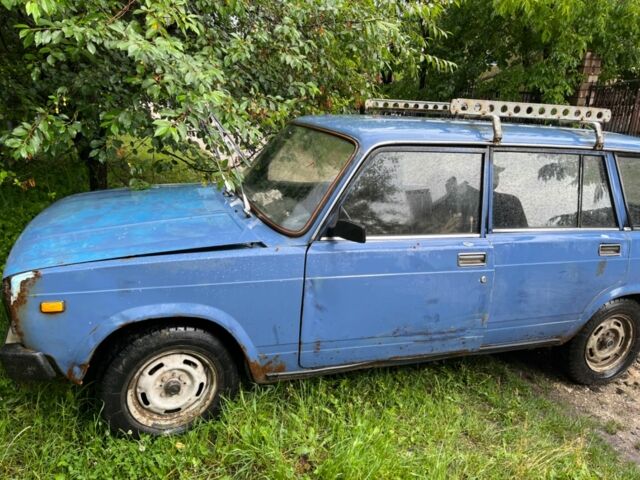 ВАЗ 2104 1985 у Тернополі на Automoto.ua Синій ВАЗ 2104, об'ємом двигуна 0 л та пробігом 650 тис. км за 300 $, фото 1 на Automoto.ua