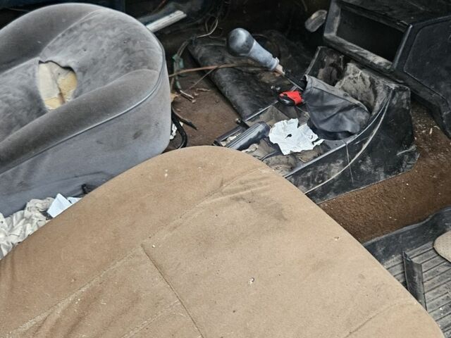 Синий ВАЗ 2104, объемом двигателя 1.5 л и пробегом 1000 тыс. км за 300 $, фото 5 на Automoto.ua