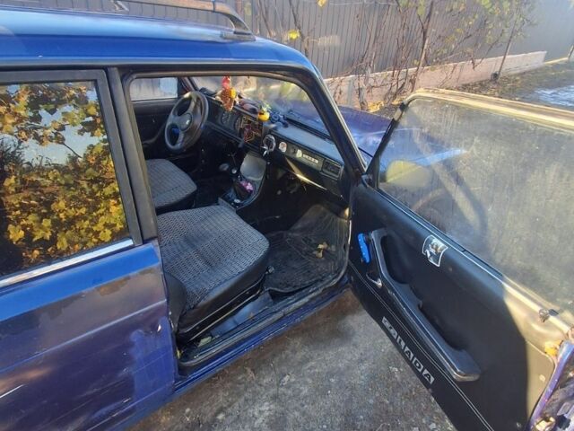 ВАЗ 2104 1987 в Луцке на Automoto.ua Синий ВАЗ 2104, объемом двигателя 1.5 л и пробегом 65 тыс. км за 404 $, фото 4 на Automoto.ua