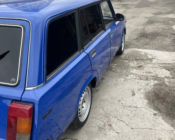 Синий ВАЗ 2104, объемом двигателя 1.3 л и пробегом 98 тыс. км за 1500 $, фото 2 на Automoto.ua
