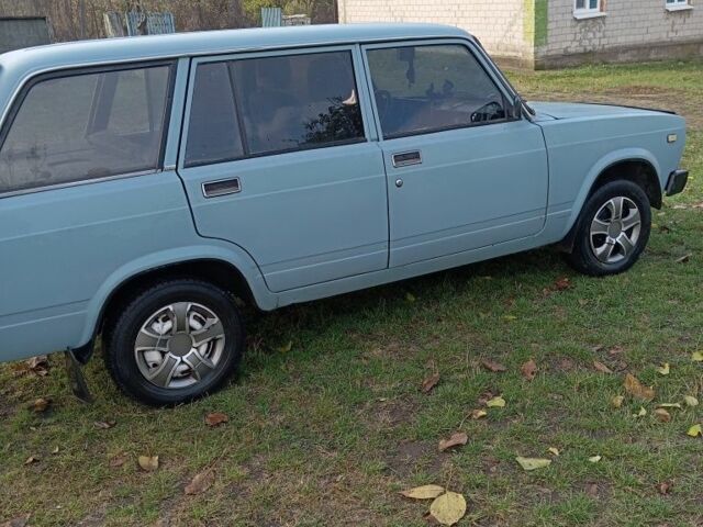 Синий ВАЗ 2104, объемом двигателя 1.3 л и пробегом 130 тыс. км за 951 $, фото 2 на Automoto.ua