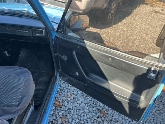 Синий ВАЗ 2104, объемом двигателя 0 л и пробегом 122 тыс. км за 999 $, фото 6 на Automoto.ua