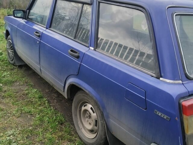 ВАЗ 2104 1998 в Славуте на Automoto.ua Синий ВАЗ 2104, объемом двигателя 1.5 л и пробегом 265 тыс. км за 900 $, фото 4 на Automoto.ua