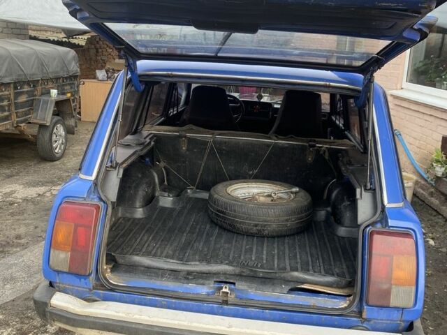 Синий ВАЗ 2104, объемом двигателя 1.5 л и пробегом 150 тыс. км за 950 $, фото 3 на Automoto.ua