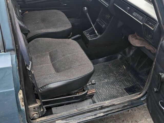 Синий ВАЗ 2104, объемом двигателя 1.5 л и пробегом 3 тыс. км за 471 $, фото 6 на Automoto.ua