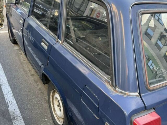 Синий ВАЗ 2104, объемом двигателя 1.5 л и пробегом 150 тыс. км за 523 $, фото 2 на Automoto.ua