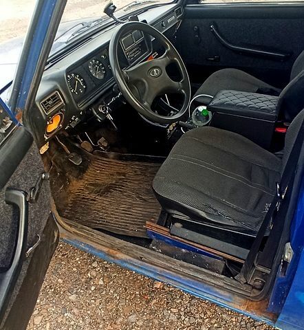Синий ВАЗ 2104, объемом двигателя 1.5 л и пробегом 100 тыс. км за 550 $, фото 4 на Automoto.ua