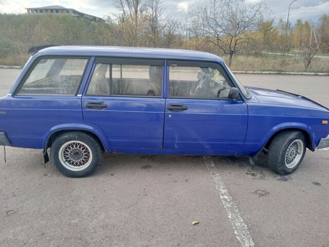 ВАЗ 2104 2005 в Малине на Automoto.ua Синий ВАЗ 2104, объемом двигателя 1.3 л и пробегом 150 тыс. км за 1050 $, фото 1 на Automoto.ua