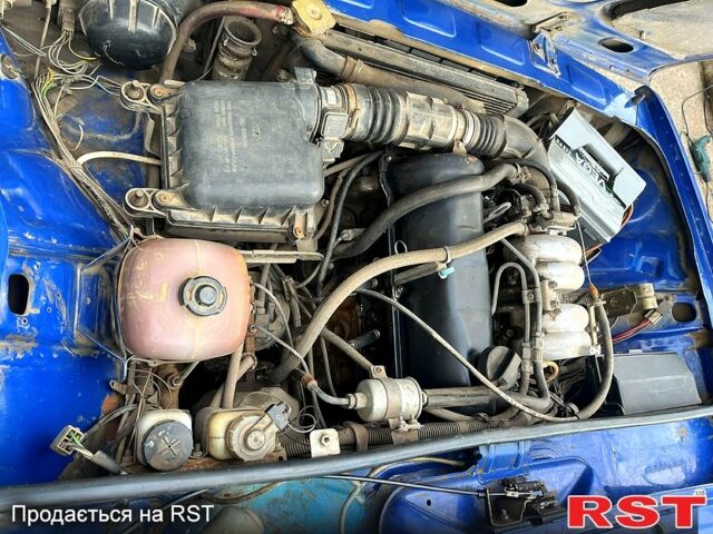 Синий ВАЗ 2104, объемом двигателя 1.5 л и пробегом 0 тыс. км за 1500 $, фото 4 на Automoto.ua