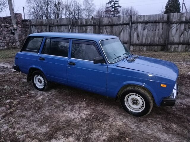 Синий ВАЗ 2104, объемом двигателя 0 л и пробегом 136 тыс. км за 1700 $, фото 2 на Automoto.ua