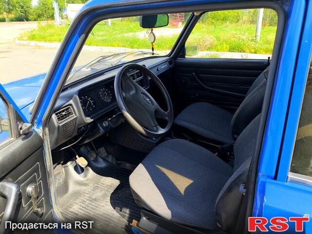 Синий ВАЗ 2104, объемом двигателя 1.5 л и пробегом 144 тыс. км за 2000 $, фото 4 на Automoto.ua