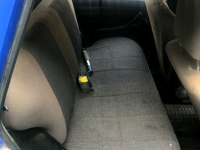 Синий ВАЗ 2104, объемом двигателя 1.5 л и пробегом 80 тыс. км за 1200 $, фото 6 на Automoto.ua