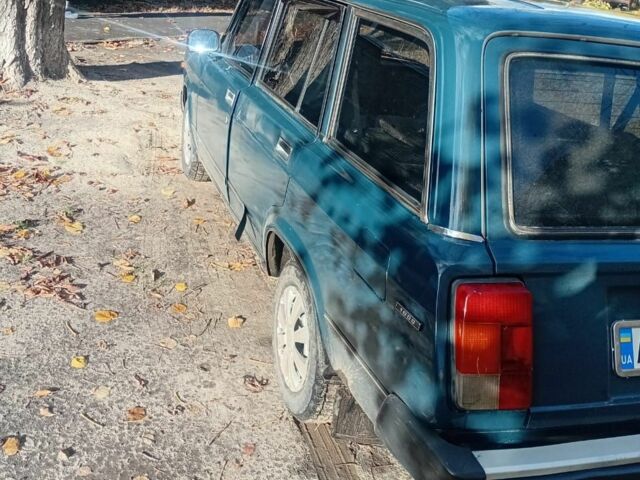 Зеленый ВАЗ 2104, объемом двигателя 1.5 л и пробегом 200 тыс. км за 1004 $, фото 4 на Automoto.ua