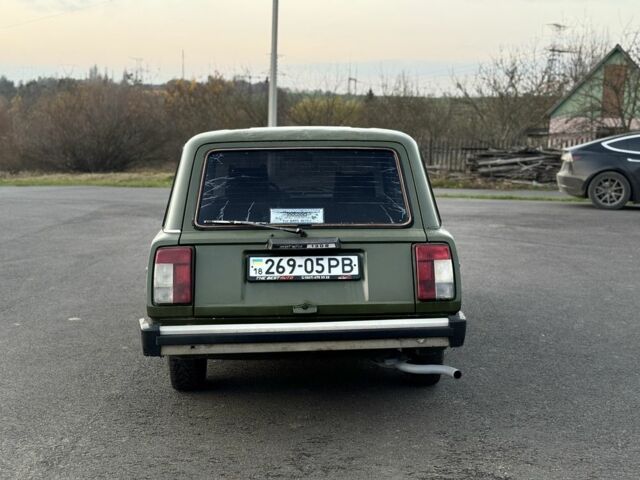 Зеленый ВАЗ 2104, объемом двигателя 1.5 л и пробегом 300 тыс. км за 699 $, фото 5 на Automoto.ua