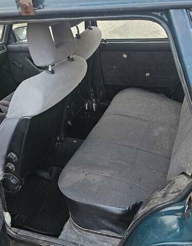 Зеленый ВАЗ 2104, объемом двигателя 1.5 л и пробегом 135 тыс. км за 1000 $, фото 2 на Automoto.ua