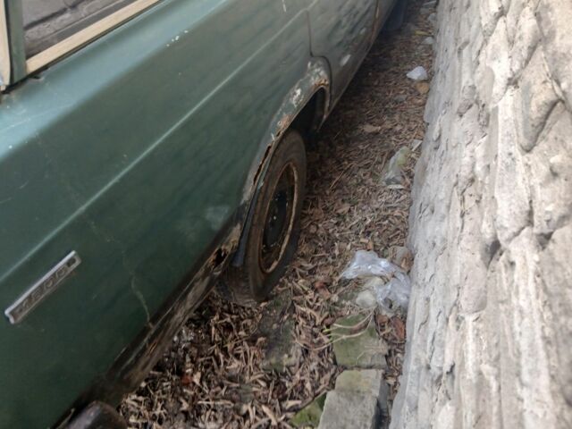 Зеленый ВАЗ 2104, объемом двигателя 1.5 л и пробегом 200 тыс. км за 350 $, фото 2 на Automoto.ua