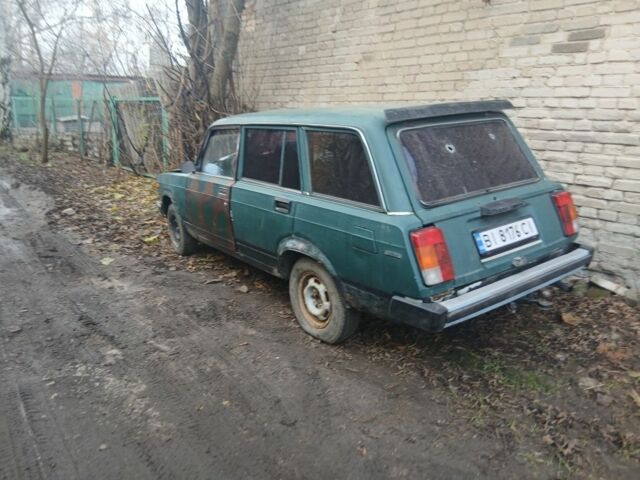 Зеленый ВАЗ 2104, объемом двигателя 1.5 л и пробегом 200 тыс. км за 350 $, фото 3 на Automoto.ua