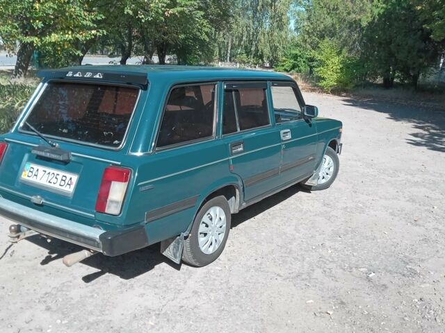 Зеленый ВАЗ 2104, объемом двигателя 1.5 л и пробегом 130 тыс. км за 1000 $, фото 9 на Automoto.ua