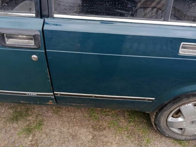 ВАЗ 2104 1996 в Ровно на Automoto.ua Зеленый ВАЗ 2104, объемом двигателя 1.5 л и пробегом 200 тыс. км за 650 $, фото 3 на Automoto.ua
