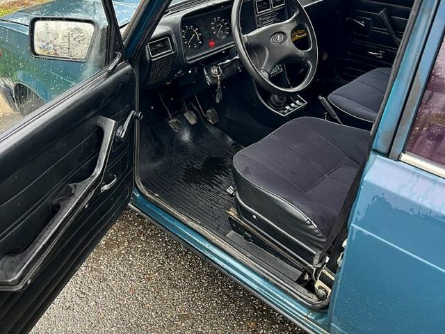 Зеленый ВАЗ 2104, объемом двигателя 1.5 л и пробегом 62 тыс. км за 1100 $, фото 5 на Automoto.ua