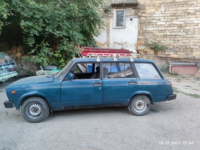 Зеленый ВАЗ 2104, объемом двигателя 0 л и пробегом 200 тыс. км за 1200 $, фото 3 на Automoto.ua