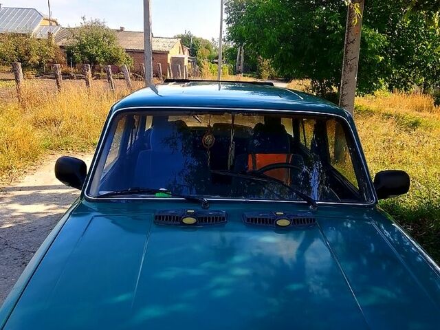 Зеленый ВАЗ 2104, объемом двигателя 1.5 л и пробегом 250 тыс. км за 650 $, фото 5 на Automoto.ua