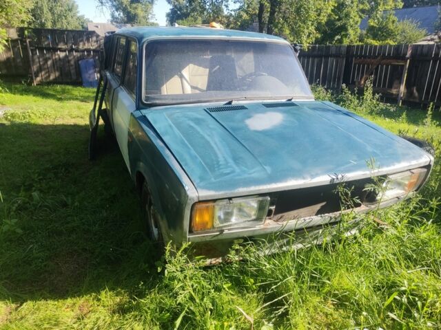 Зеленый ВАЗ 2104, объемом двигателя 1 л и пробегом 1 тыс. км за 827 $, фото 2 на Automoto.ua