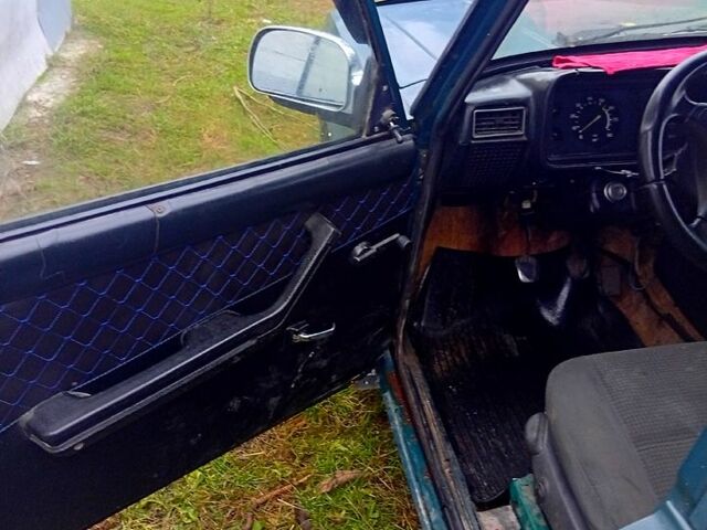 Зеленый ВАЗ 2104, объемом двигателя 1.6 л и пробегом 280 тыс. км за 850 $, фото 8 на Automoto.ua