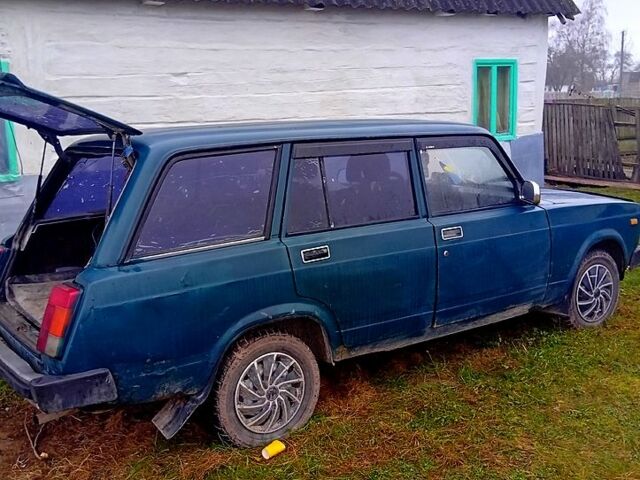 Зеленый ВАЗ 2104, объемом двигателя 1.6 л и пробегом 280 тыс. км за 850 $, фото 4 на Automoto.ua