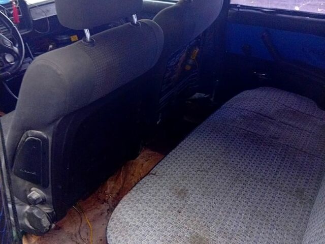 Зеленый ВАЗ 2104, объемом двигателя 1.6 л и пробегом 280 тыс. км за 850 $, фото 7 на Automoto.ua