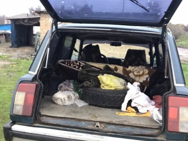 Зеленый ВАЗ 2104, объемом двигателя 1.5 л и пробегом 230 тыс. км за 1309 $, фото 5 на Automoto.ua