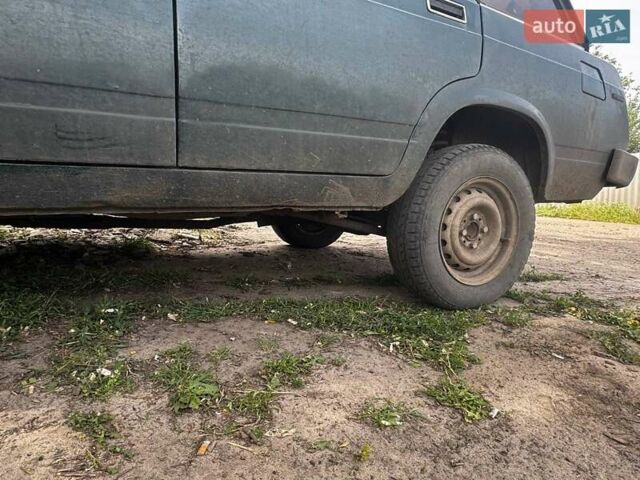 Зеленый ВАЗ 2104, объемом двигателя 1.45 л и пробегом 206 тыс. км за 1200 $, фото 7 на Automoto.ua