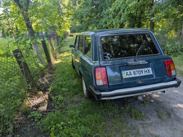 Зеленый ВАЗ 2104, объемом двигателя 0 л и пробегом 1000 тыс. км за 600 $, фото 2 на Automoto.ua
