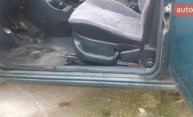 Зелений ВАЗ 2104, об'ємом двигуна 1.45 л та пробігом 73 тис. км за 800 $, фото 4 на Automoto.ua