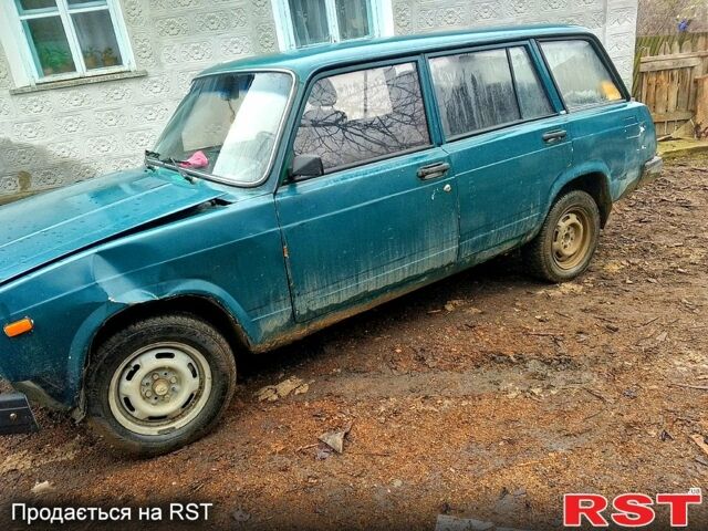 Зеленый ВАЗ 2104, объемом двигателя 1.5 л и пробегом 0 тыс. км за 800 $, фото 4 на Automoto.ua