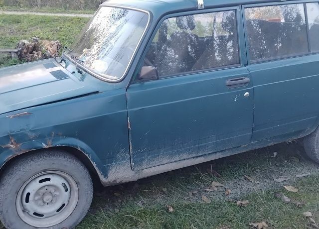 Зеленый ВАЗ 2104, объемом двигателя 1.5 л и пробегом 89 тыс. км за 725 $, фото 3 на Automoto.ua